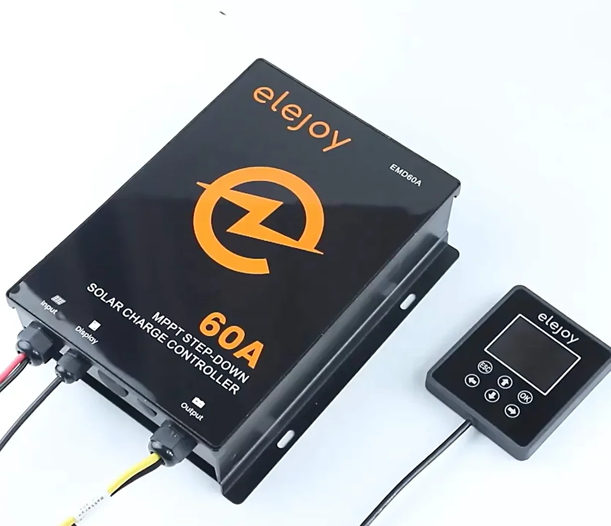 CE認証取得済み ELEJOY EMD60A 2700W 可 - Charge Controller Solar のレビューと価格